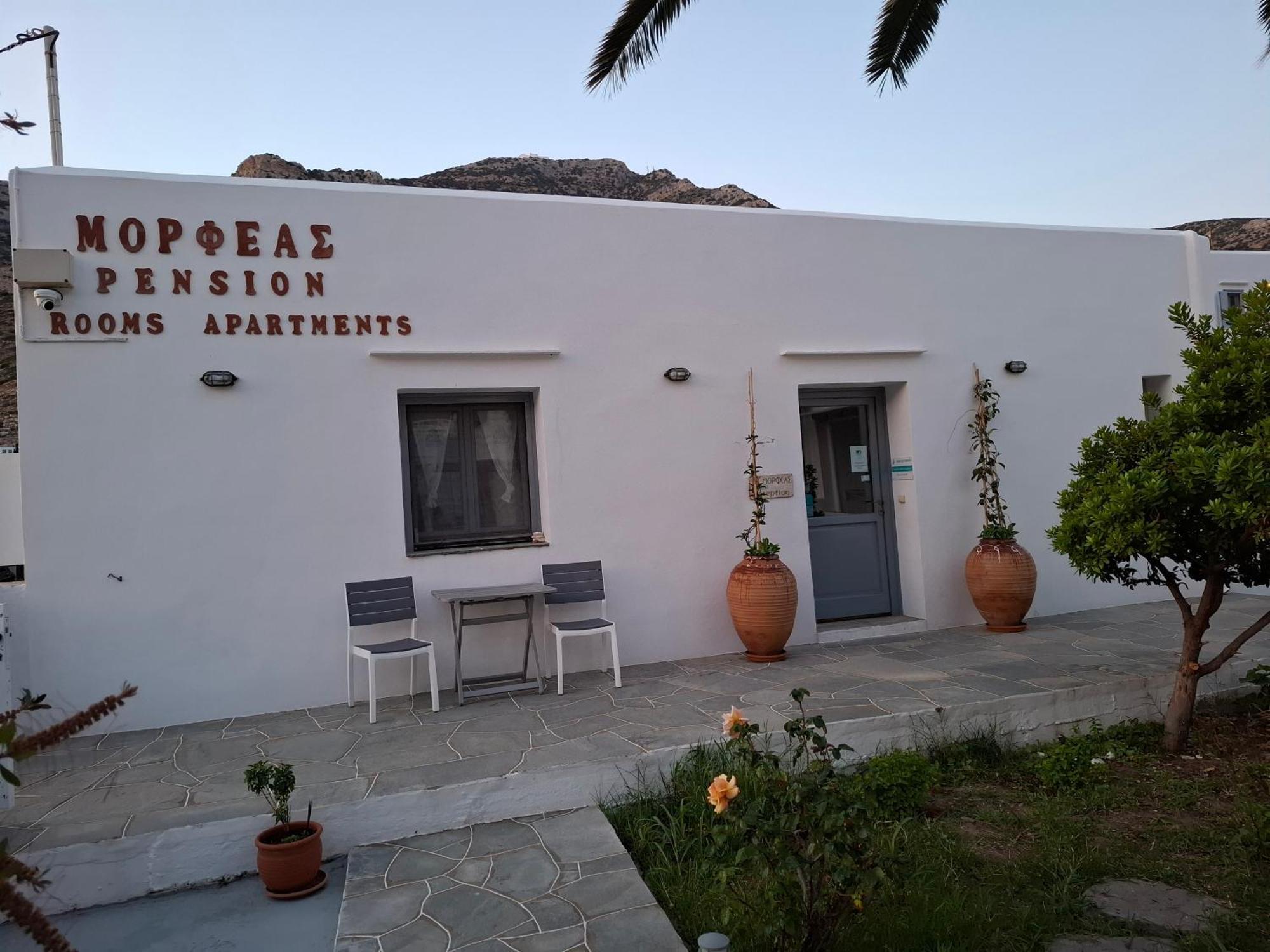 Morpheas Pension Rooms & Apartments Камараи Экстерьер фото